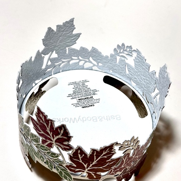 LEAF GARLAND Candle Holder - Picture 2 of 4